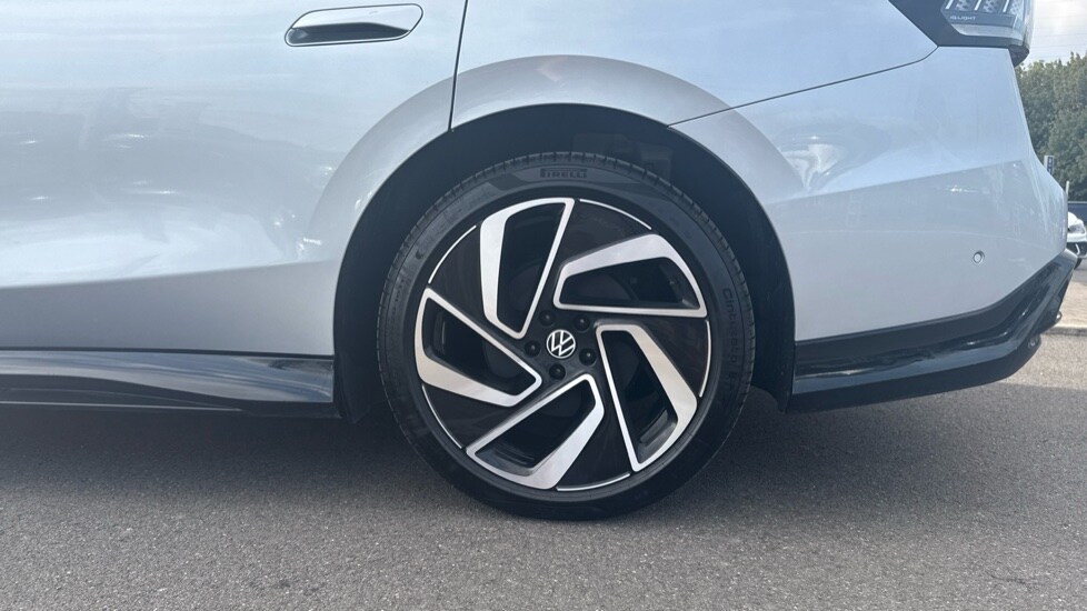Used Volkswagen ID.7 2025 for sale - 76328210: Photo 20