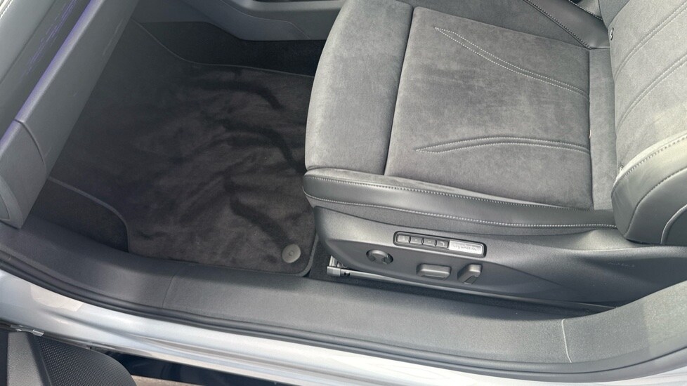 Used Volkswagen ID.7 2025 for sale - 76328210: Photo 32
