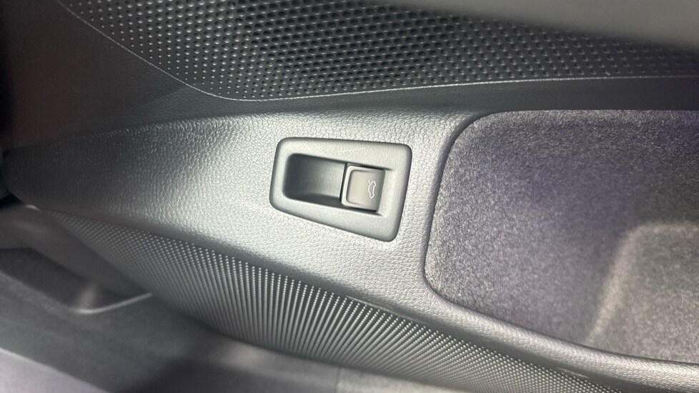 Used Volkswagen ID.7 2025 for sale - 76328210: Photo 35