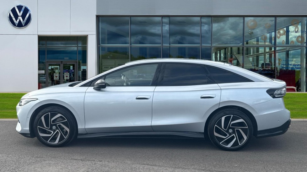 Used Volkswagen ID.7 2025 for sale - 76328210: Photo 9