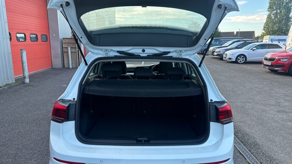 Used Volkswagen Golf 2021 for sale - 76079216: Photo 16