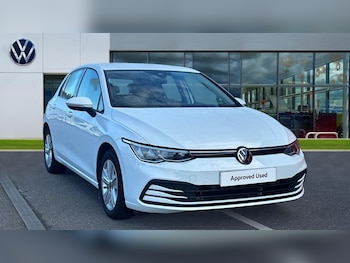 Volkswagen - Golf