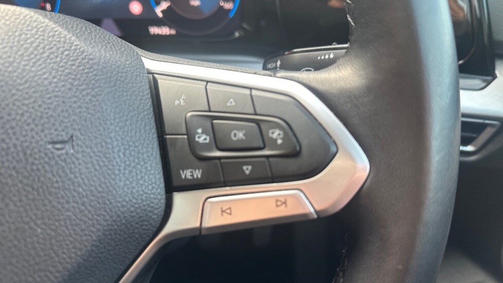 Used Volkswagen Golf 2021 for sale - 76079216: Photo 30