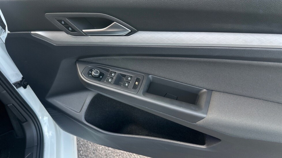 Used Volkswagen Golf 2021 for sale - 76079216: Photo 37