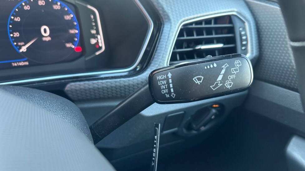 Used Volkswagen T-Cross 2024 for sale - 76501373: Photo 32