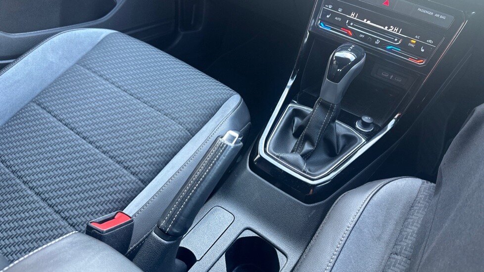 Used Volkswagen T-Cross 2024 for sale - 76501373: Photo 35