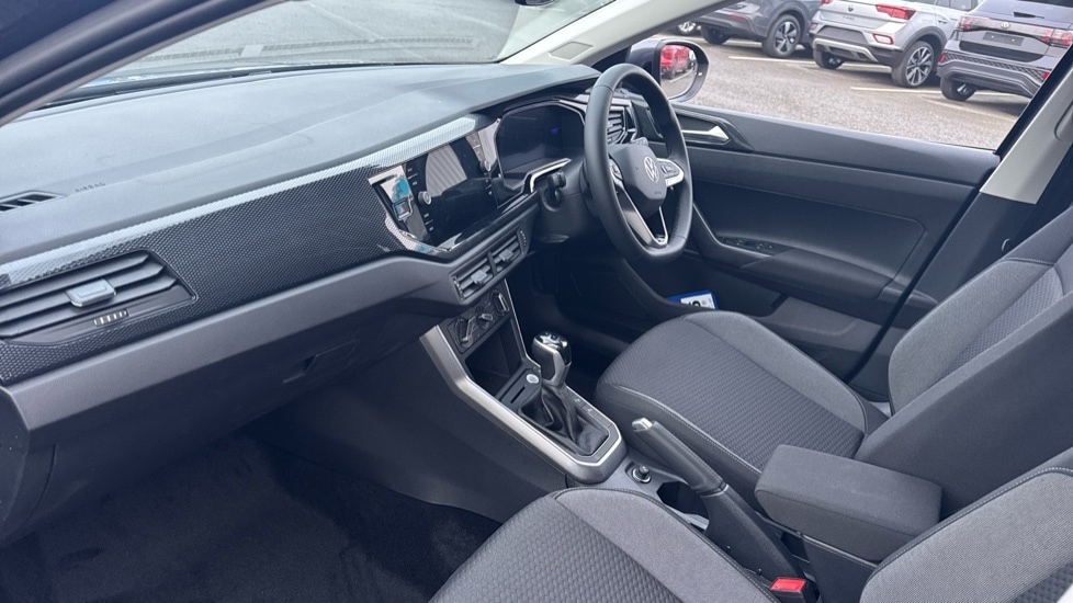 Used Volkswagen Taigo 2025 for sale - 77036018: Photo 2