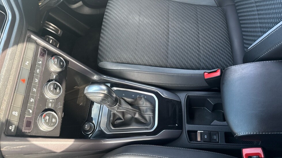 Used Volkswagen T-Roc 2020 for sale - 75852478: Photo 23