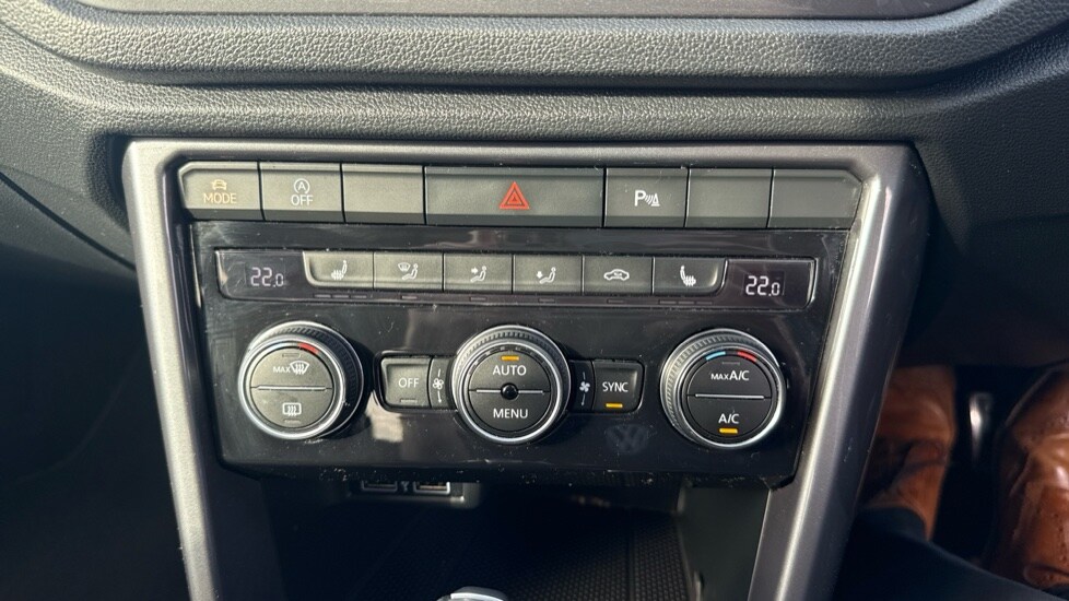 Used Volkswagen T-Roc 2020 for sale - 75852478: Photo 29