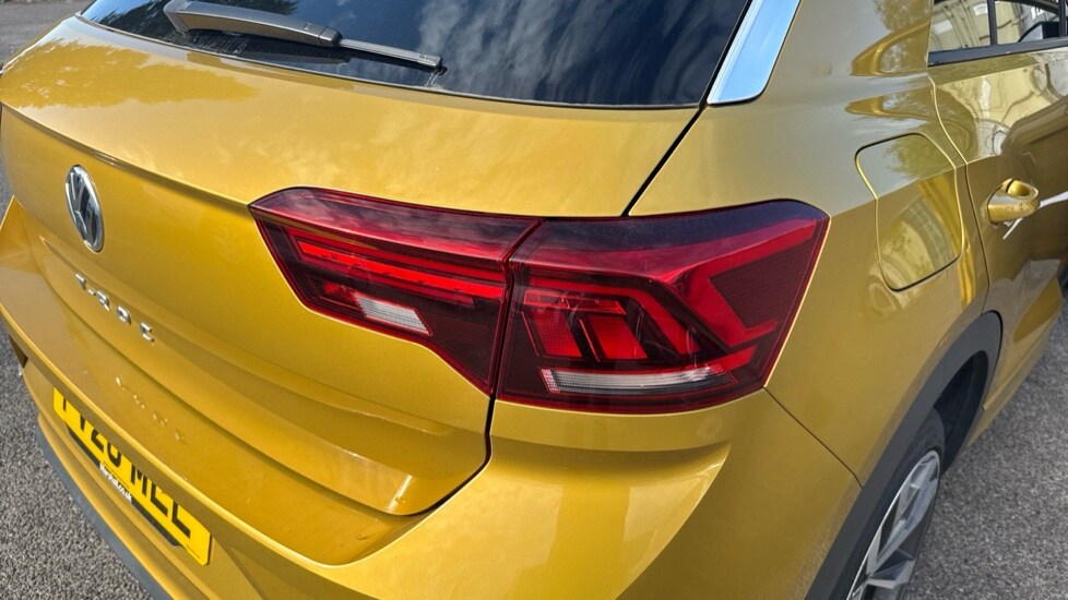 Used Volkswagen T-Roc 2020 for sale - 75852478: Photo 46
