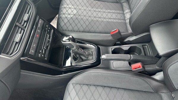 Used Volkswagen T-Cross 2024 for sale - 75395679: Photo 32