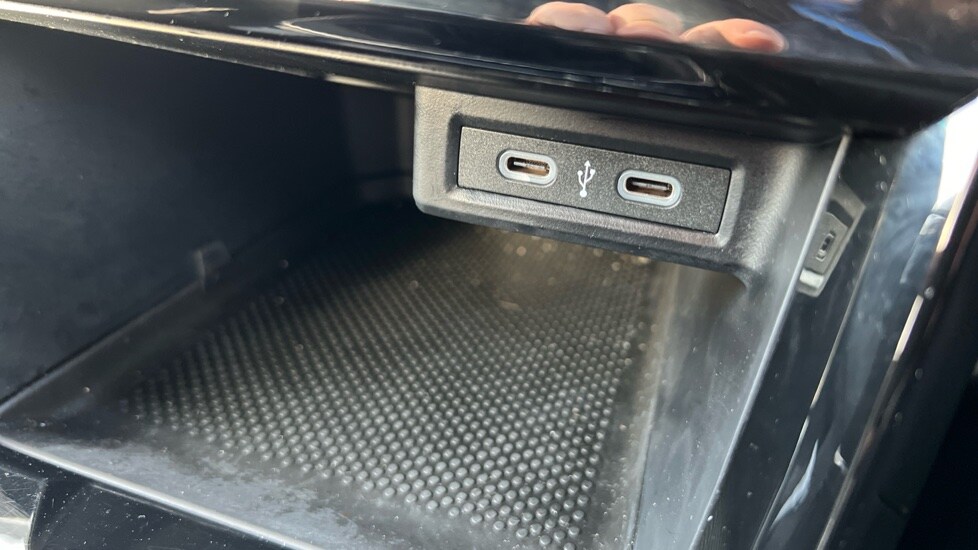 Used Volkswagen T-Cross 2024 for sale - 75395679: Photo 48