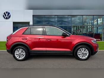 Used Volkswagen T-Roc 2022 for sale - 75395707: Photo