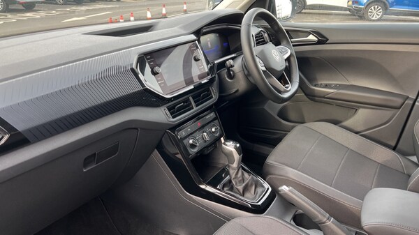 Used Volkswagen T-Cross 2022 for sale - 75395719: Photo 2