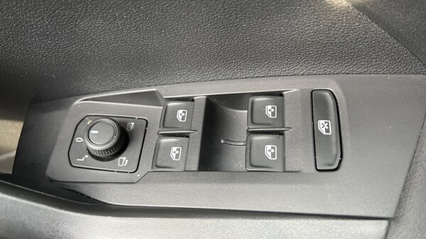 Used Volkswagen T-Cross 2022 for sale - 75395719: Photo 38