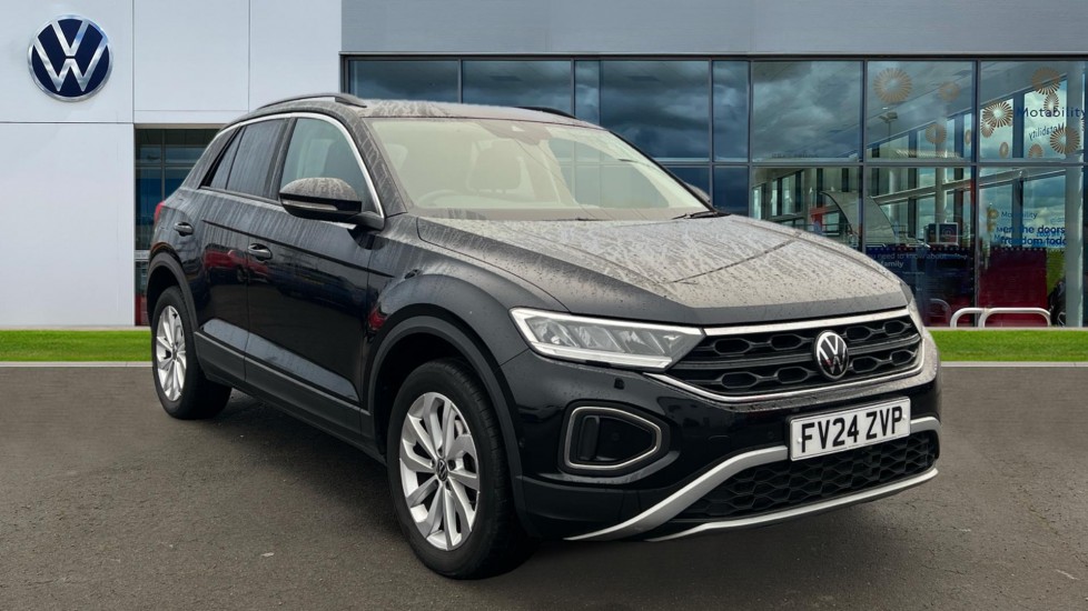 Used Volkswagen T-Roc 2024 for sale - 76796261: Photo 1