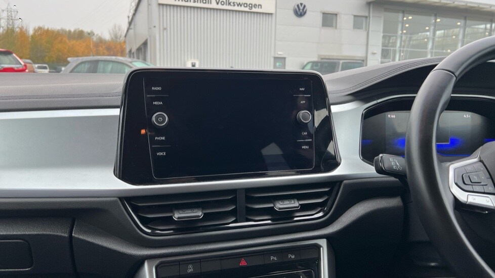 Used Volkswagen T-Roc 2024 for sale - 76796261: Photo 13