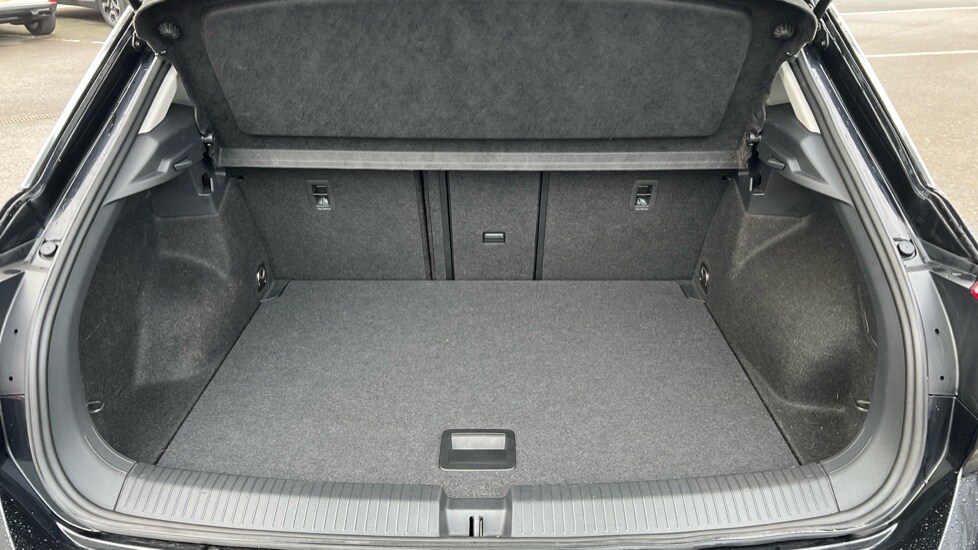 Used Volkswagen T-Roc 2024 for sale - 76796261: Photo 16