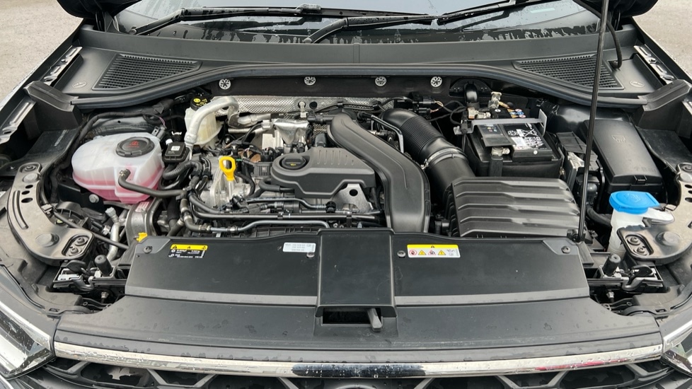 Used Volkswagen T-Roc 2024 for sale - 76796261: Photo 17