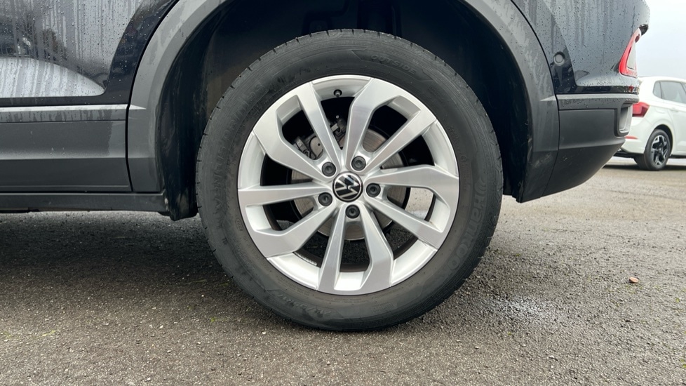 Used Volkswagen T-Roc 2024 for sale - 76796261: Photo 19