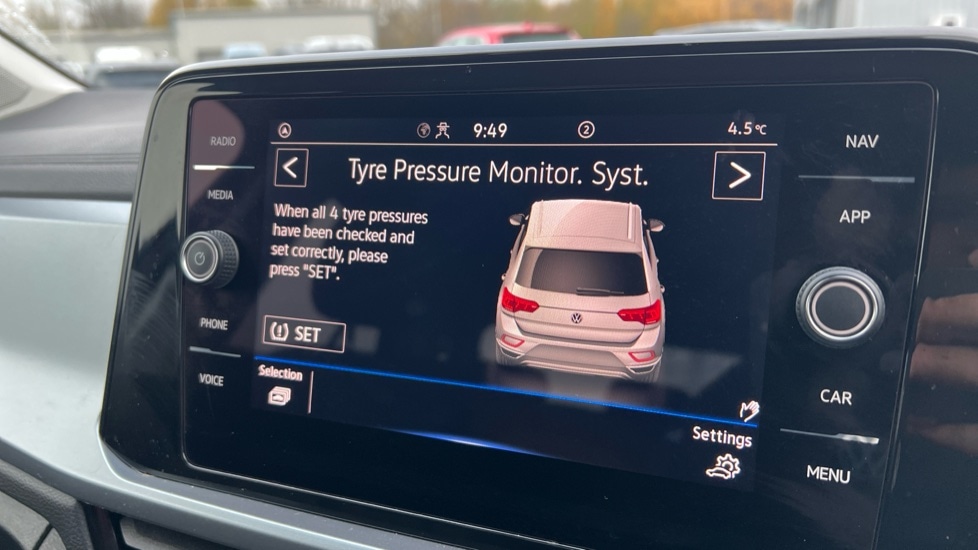 Used Volkswagen T-Roc 2024 for sale - 76796261: Photo 23