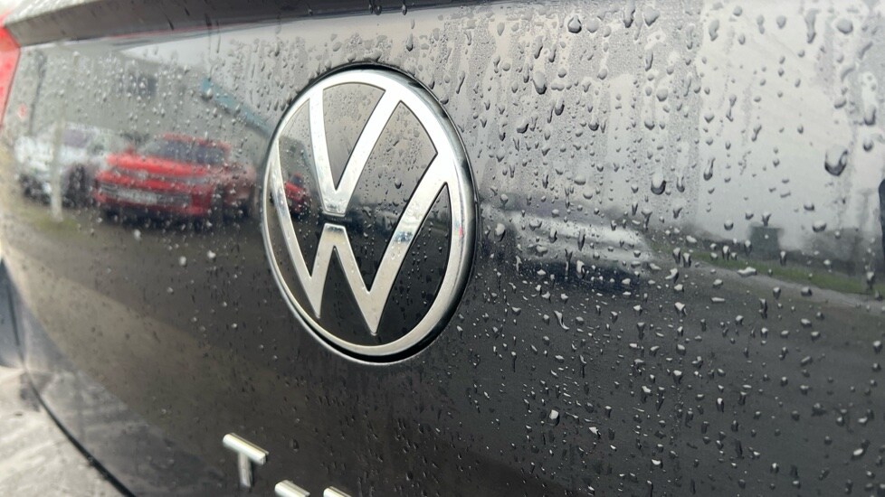 Used Volkswagen T-Roc 2024 for sale - 76796261: Photo 47