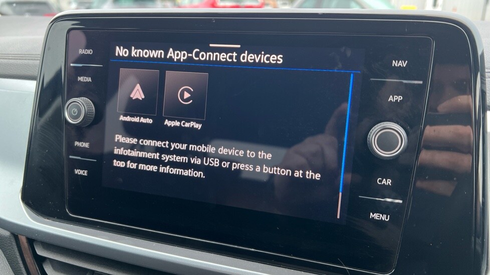 Used Volkswagen T-Roc 2024 for sale - 76796261: Photo 50