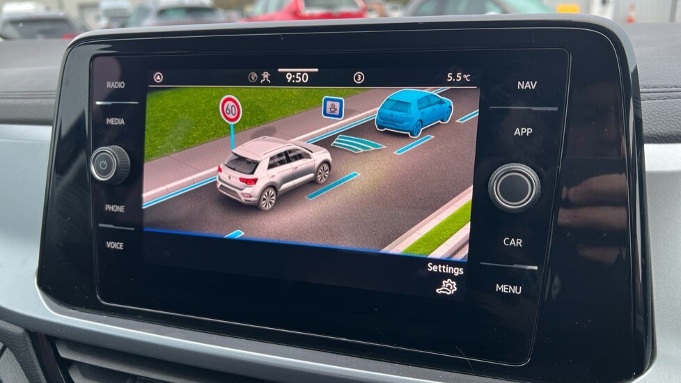 Used Volkswagen T-Roc 2024 for sale - 76796261: Photo 51