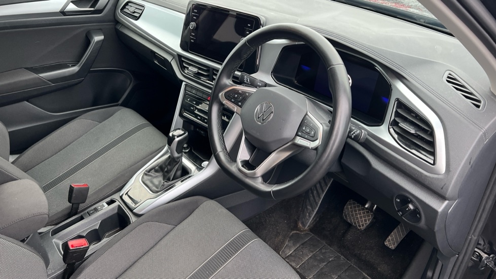 Used Volkswagen T-Roc 2024 for sale - 76796261: Photo 6