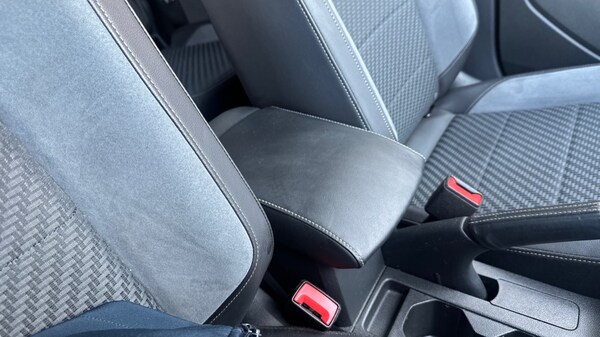 Used Volkswagen T-Cross 2024 for sale - 76312170: Photo 45