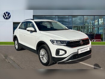 Used Volkswagen T-Roc 2023 for sale - 76788108: Photo