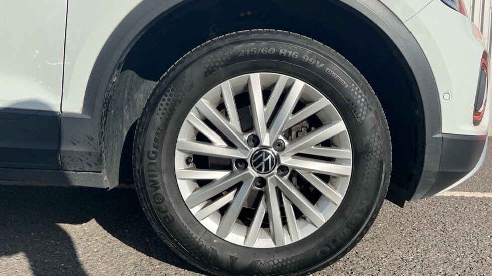 Used Volkswagen T-Roc 2023 for sale - 76788108: Photo 20