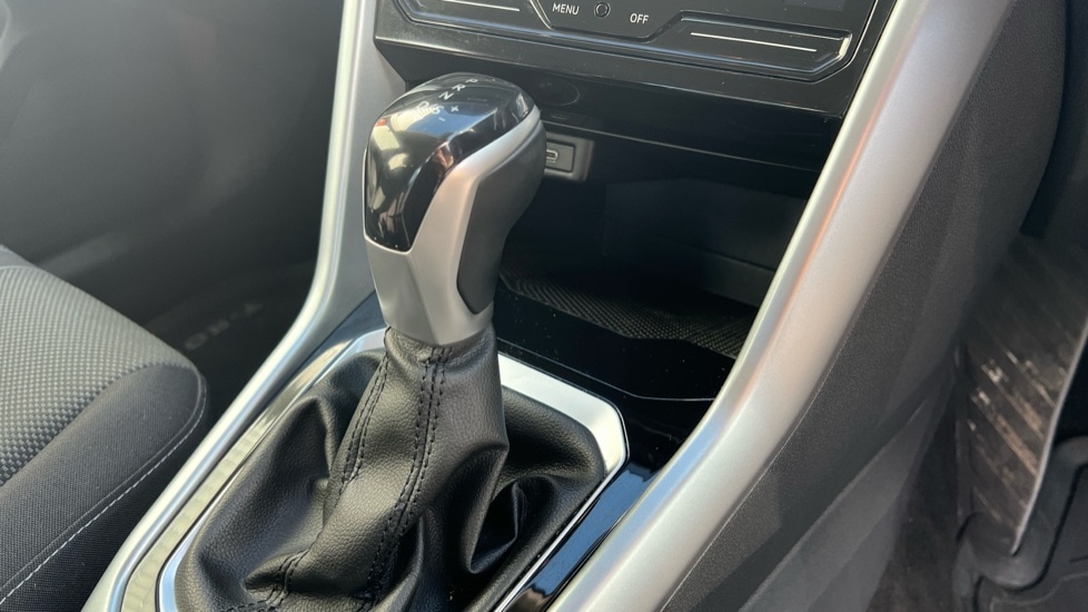 Used Volkswagen T-Roc 2023 for sale - 76788108: Photo 36