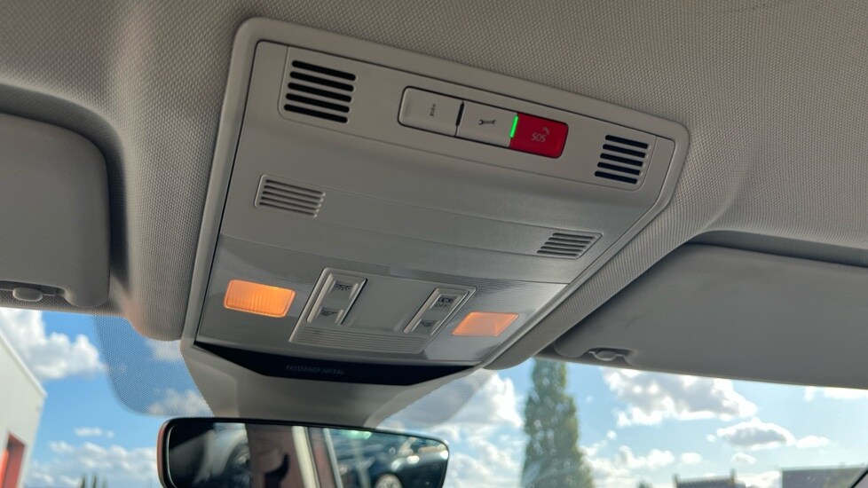 Used Volkswagen T-Roc 2023 for sale - 76788108: Photo 38