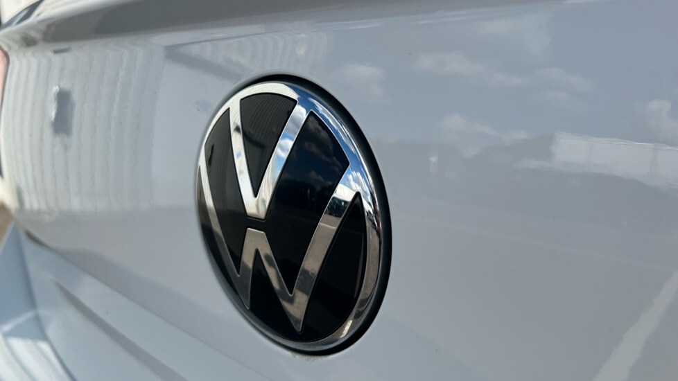 Used Volkswagen T-Roc 2023 for sale - 76788108: Photo 44