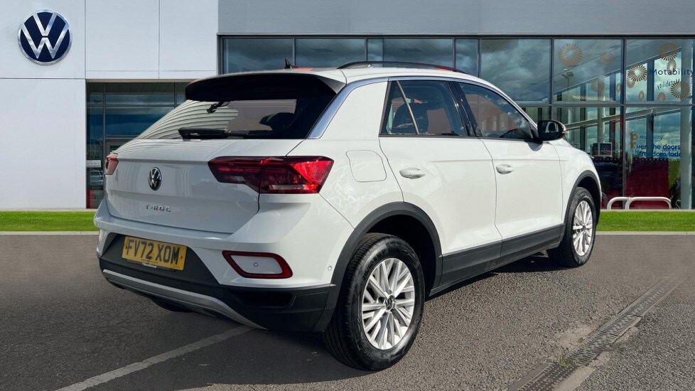 Used Volkswagen T-Roc 2023 for sale - 76788108: Photo 8