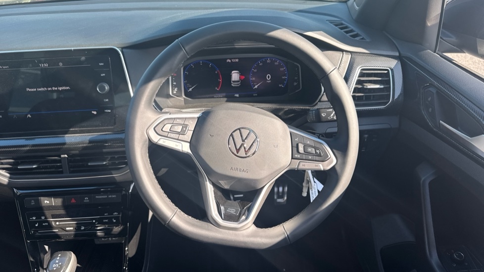 Used Volkswagen T-Cross 2025 for sale - 77036036: Photo 14