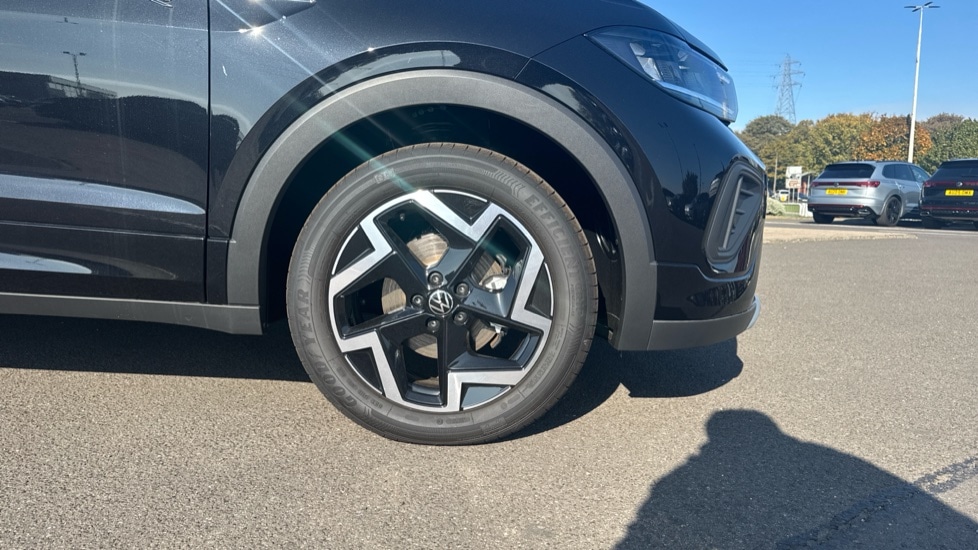 Used Volkswagen T-Cross 2025 for sale - 77036036: Photo 18