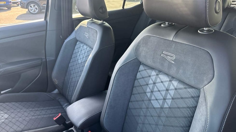 Used Volkswagen T-Cross 2025 for sale - 77036036: Photo 26