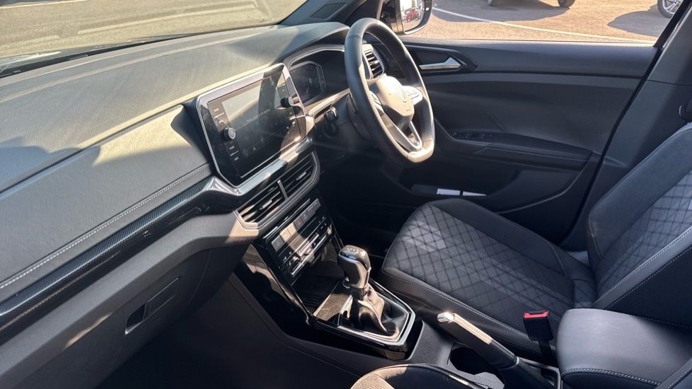 Used Volkswagen T-Cross 2025 for sale - 77036036: Photo 27