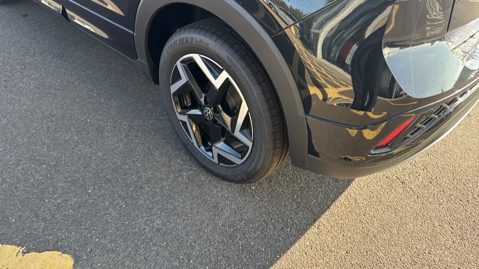 Used Volkswagen T-Cross 2025 for sale - 77036036: Photo 30