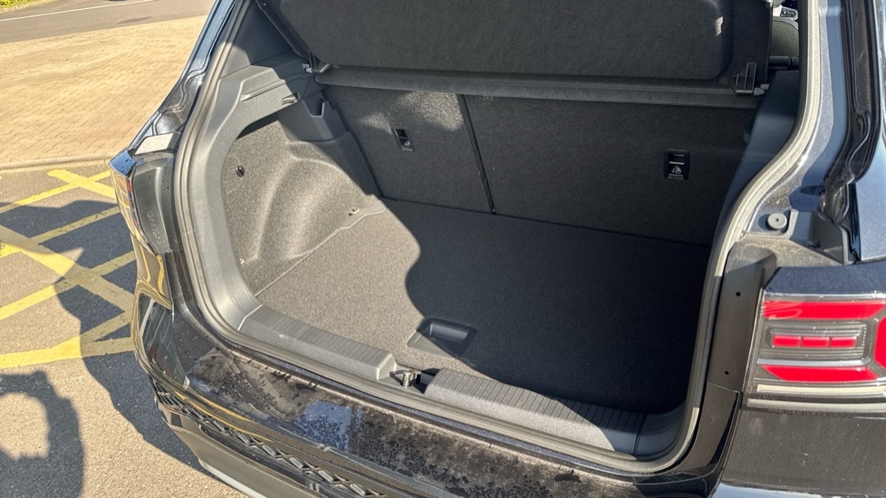 Used Volkswagen T-Cross 2025 for sale - 77036036: Photo 33