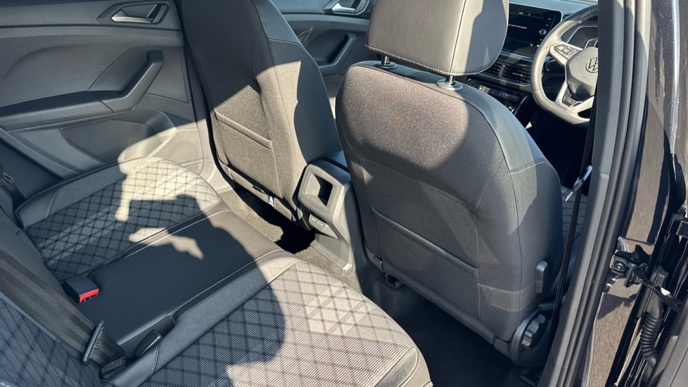 Used Volkswagen T-Cross 2025 for sale - 77036036: Photo 35