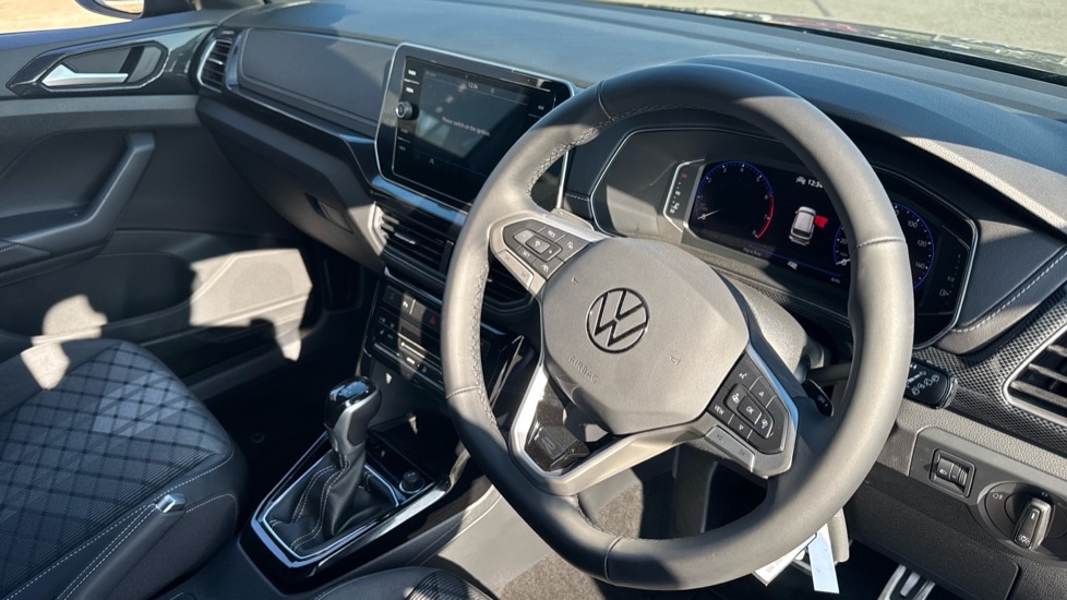 Used Volkswagen T-Cross 2025 for sale - 77036036: Photo 38