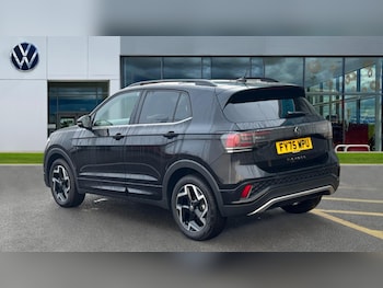 Used Volkswagen T-Cross 2025 for sale - 77036036: Photo