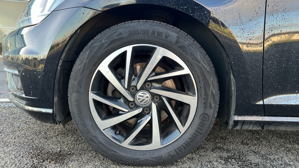 Used Volkswagen Golf 2019 for sale - 76796557: Photo 18