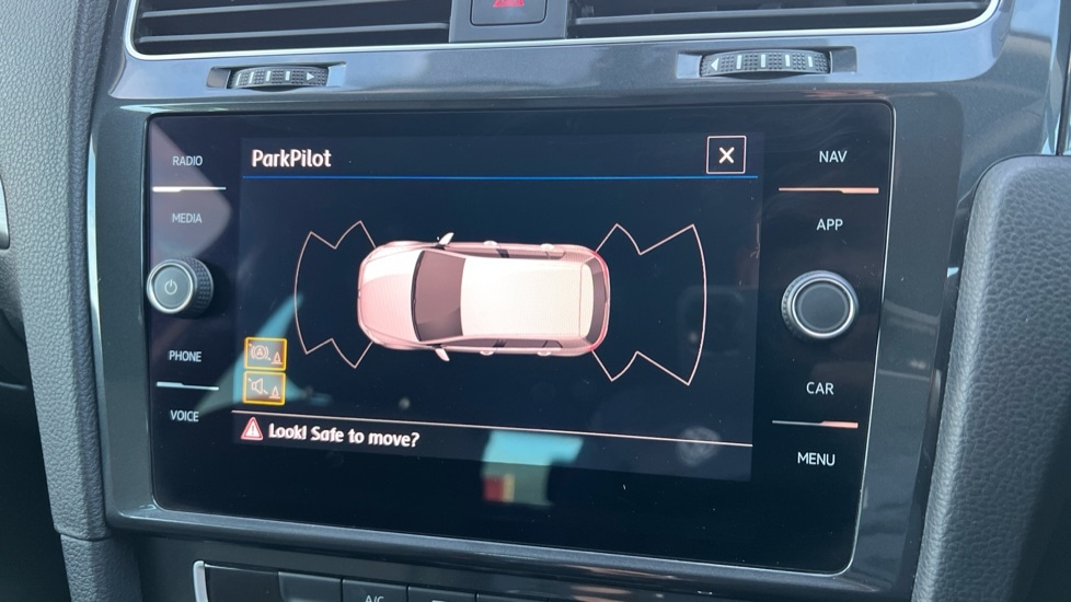 Used Volkswagen Golf 2019 for sale - 76796557: Photo 22