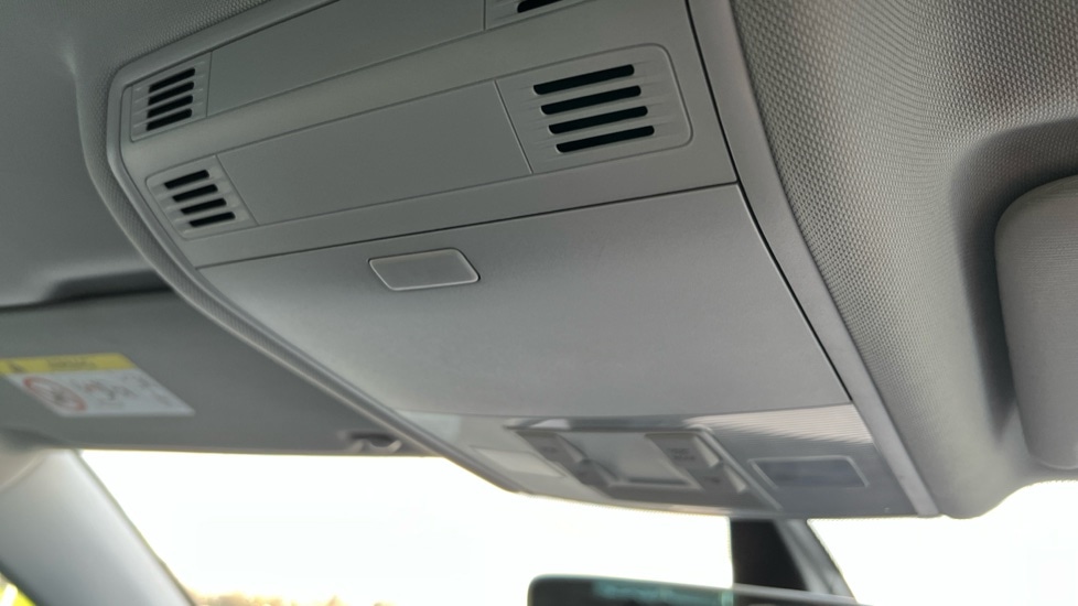 Used Volkswagen Golf 2019 for sale - 76796557: Photo 45