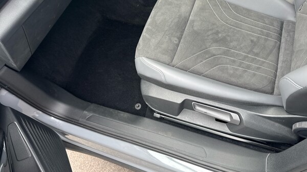 Used Volkswagen ID.5 2024 for sale - 75652944: Photo 36