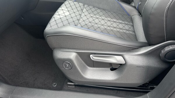 Used Volkswagen Tiguan 2025 for sale - 75652891: Photo 37